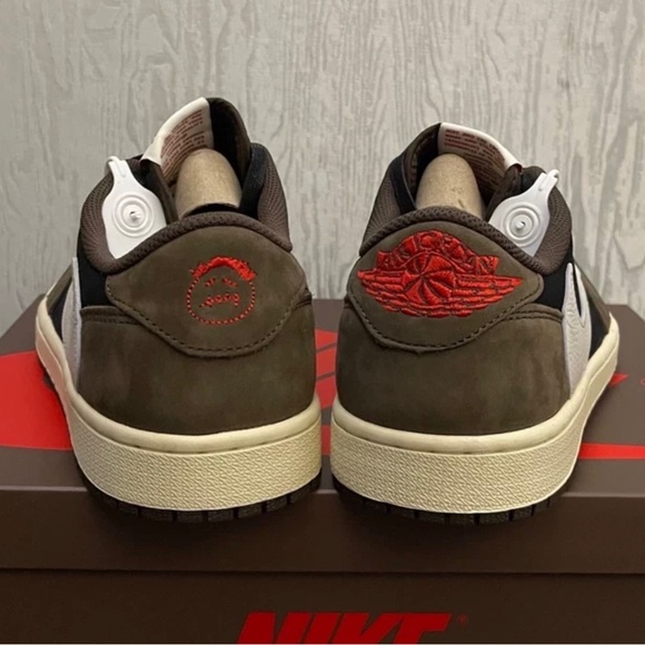 Nike Jordan 1 retro low OG SP Travis Scott mocha sneakers - Picture 8 of 8